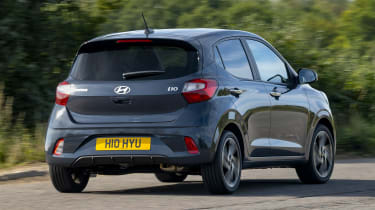 Hyundai i10 - rear cornering